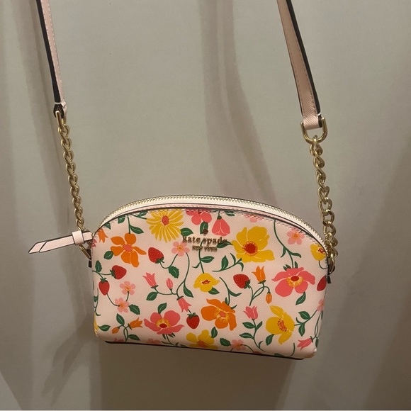 kate spade Handbags - Kate Spade floral cross body bag pink and multicolor KL233